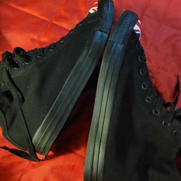 Blk UNion Jack Converse High Tops - Picture 3 of 8
